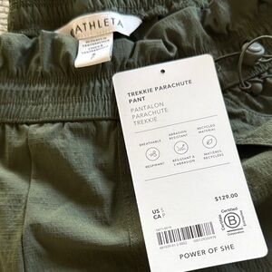 New athleta Trekkie parachute pant